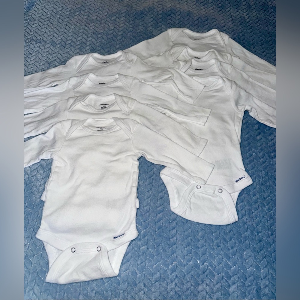 Gerber Unisex White Long Sleeve Bodysuits (0-3)